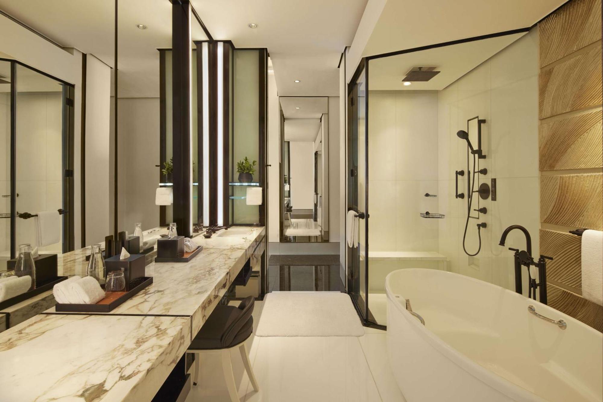Hotel Keraton At The Plaza, Part Of The Unbound Collection By Hyatt Giacarta Esterno foto